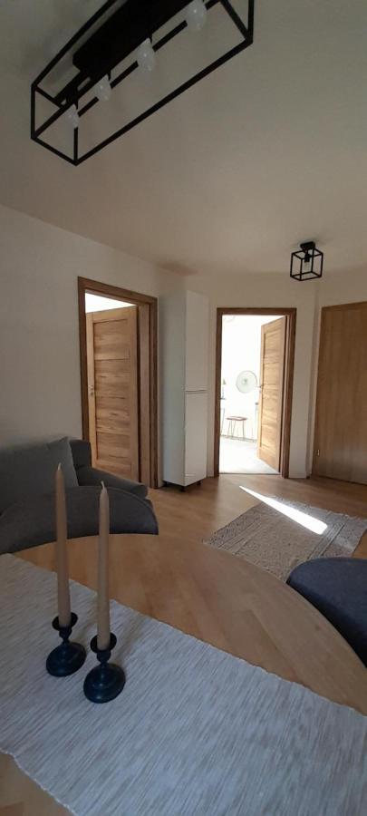 Apartamenty Emzetka بوبيروفو المظهر الخارجي الصورة